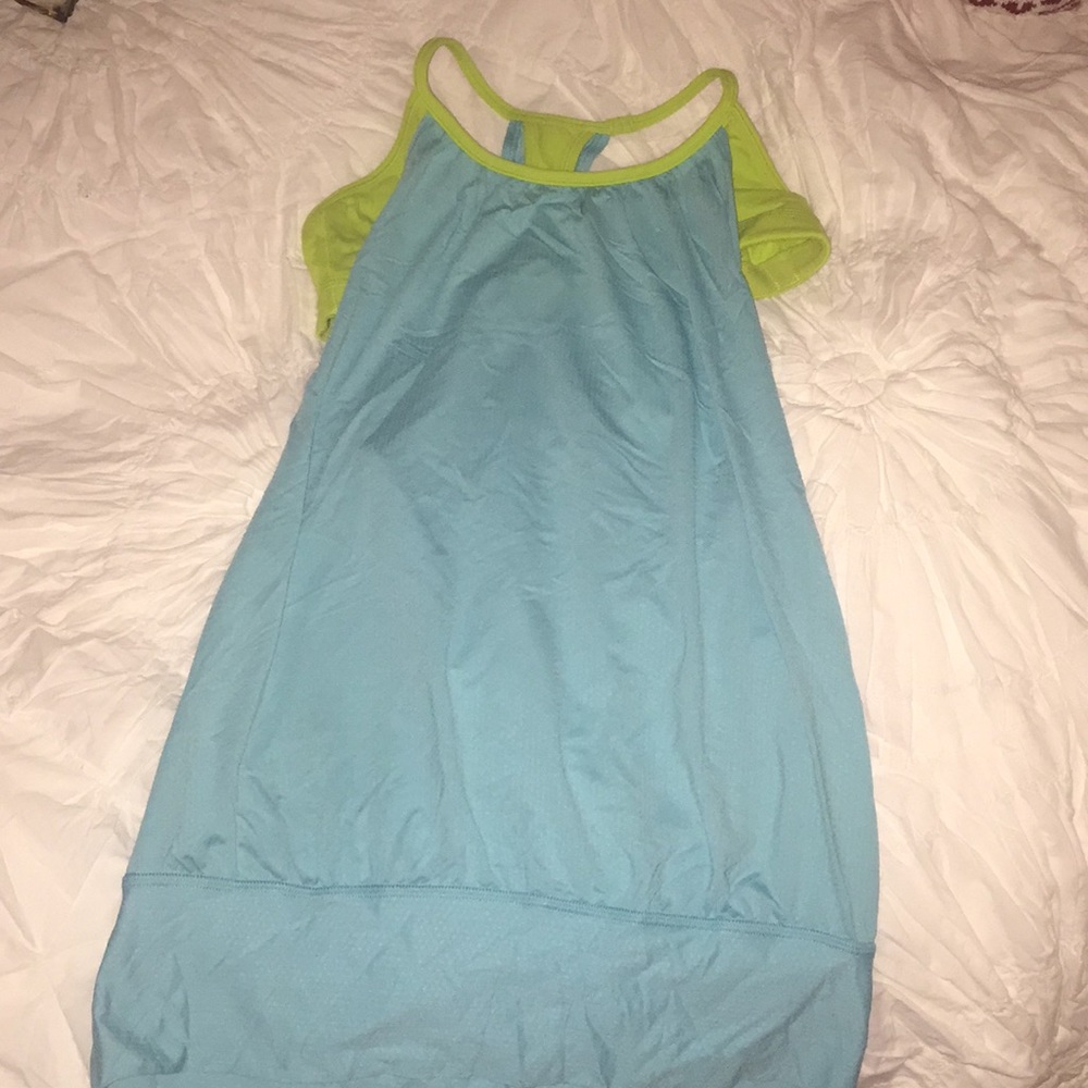 Barely worn lululemon workout top